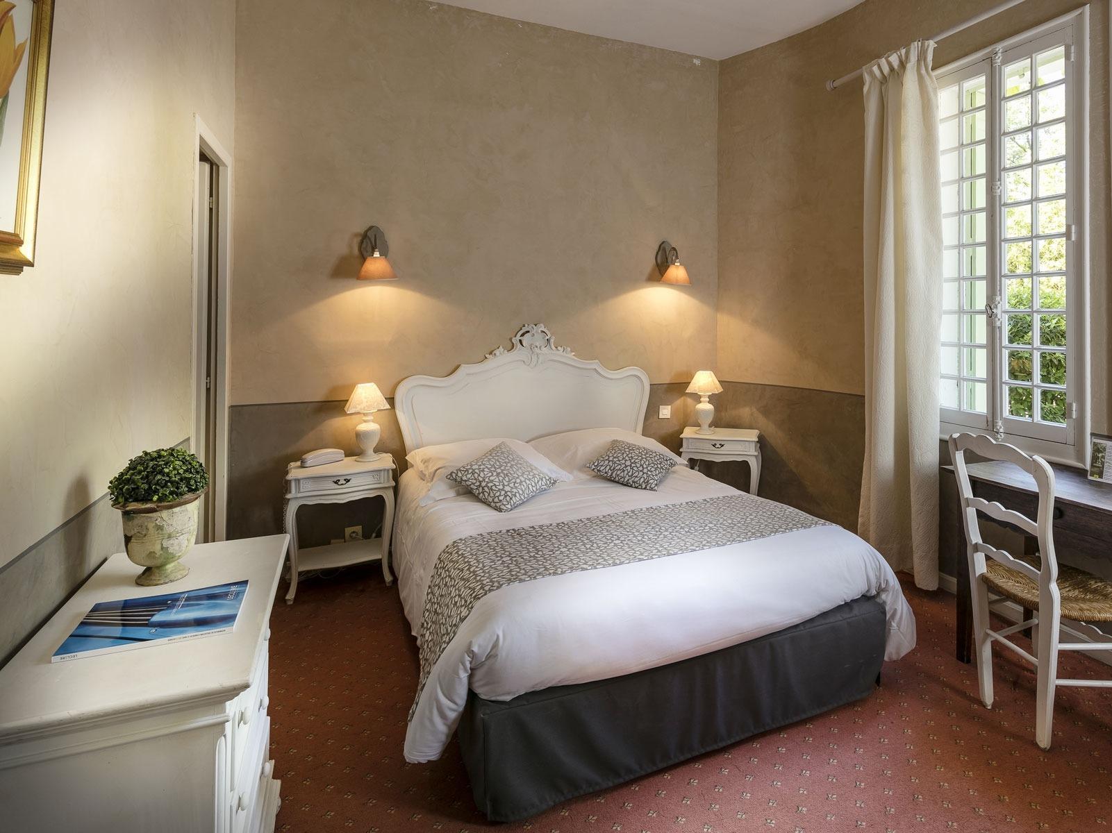 פרנה-לה-פונטיין Demeures Et Chateaux Hotel L'Hermitage מראה חיצוני תמונה